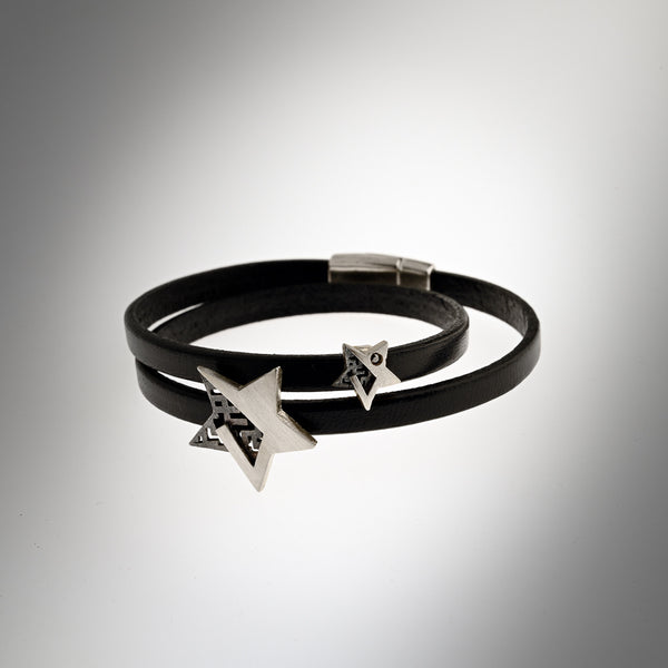 Pulsera doble de cuero y plata, colección Estrella · Nerea Aixàs