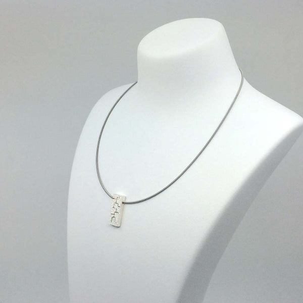 Necklace in silver short, Textura collection · Nerea Aixàs