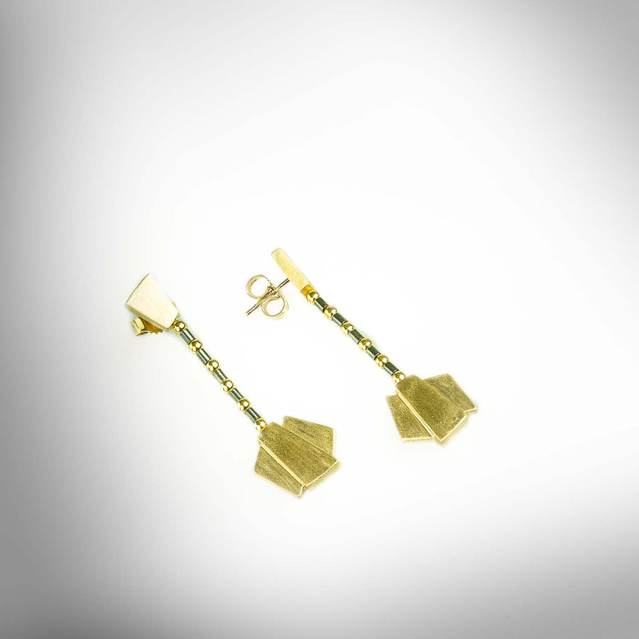 Trapezi long gold earrings