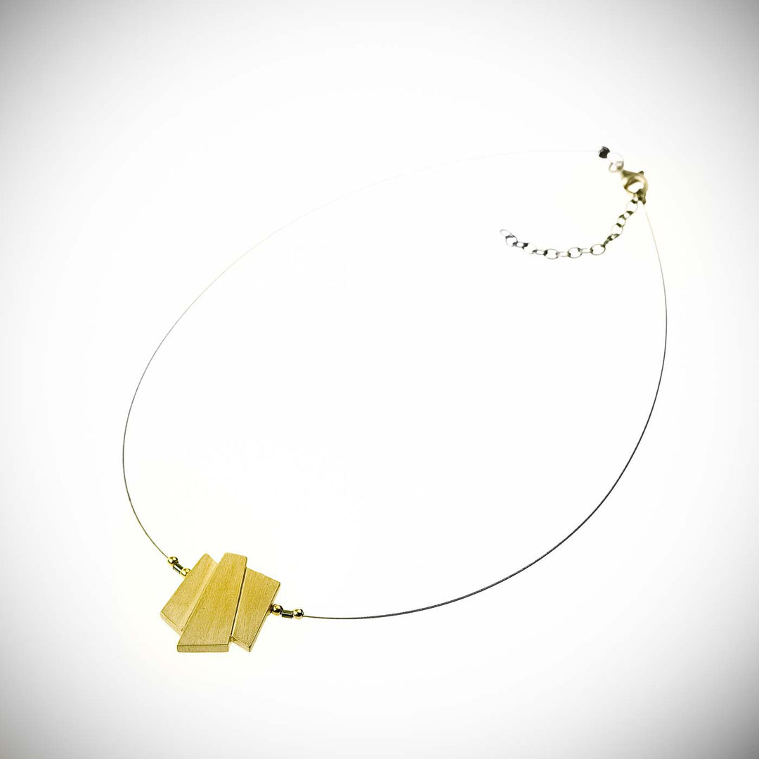 Collar corto de plata dorada, colección Trapezi · Nerea Aixàs