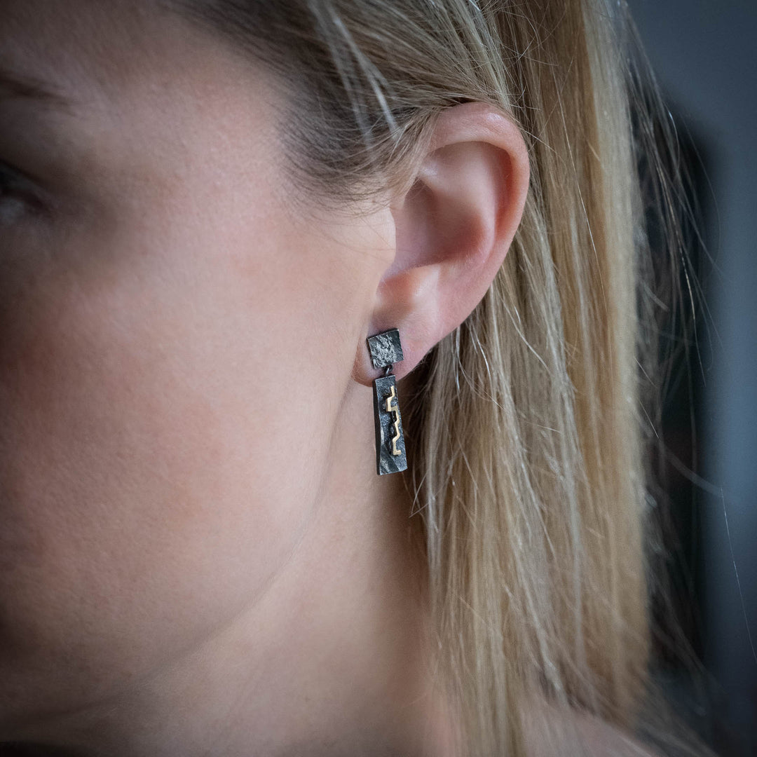Earrings in silver and gold, medium, Pissarra collection · Nerea Aixàs