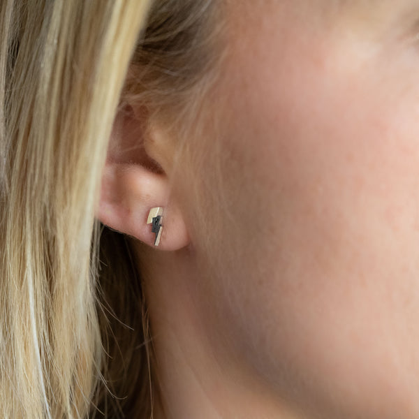 Earrings in silver, small, Llamp collection · Nerea Aixàs