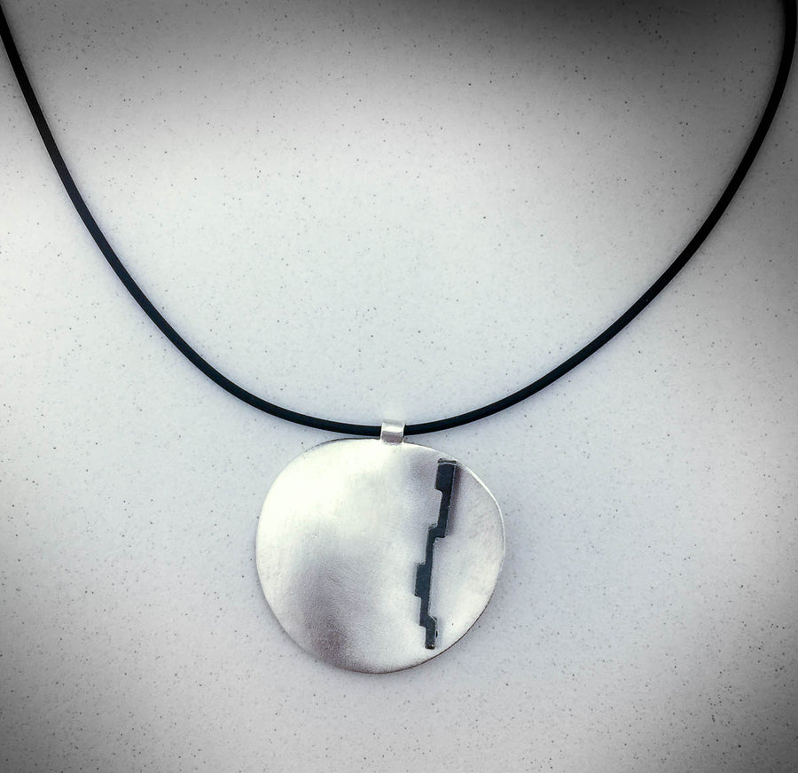 Silver simple necklace Poma