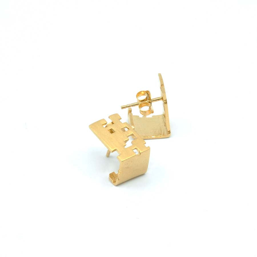 Pendientes botón cubo de plata y oro, colección Cub · Nerea Aixàs