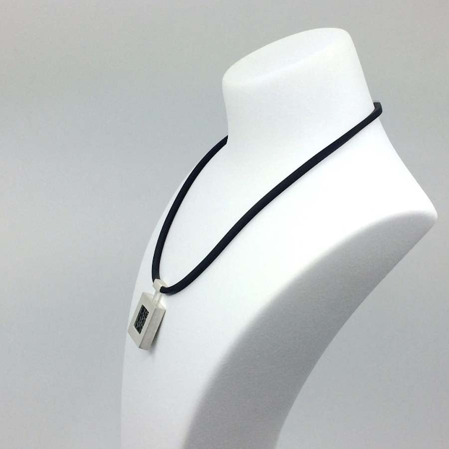 Necklace in silver large pendant, Xarxa collection · Nerea Aixàs