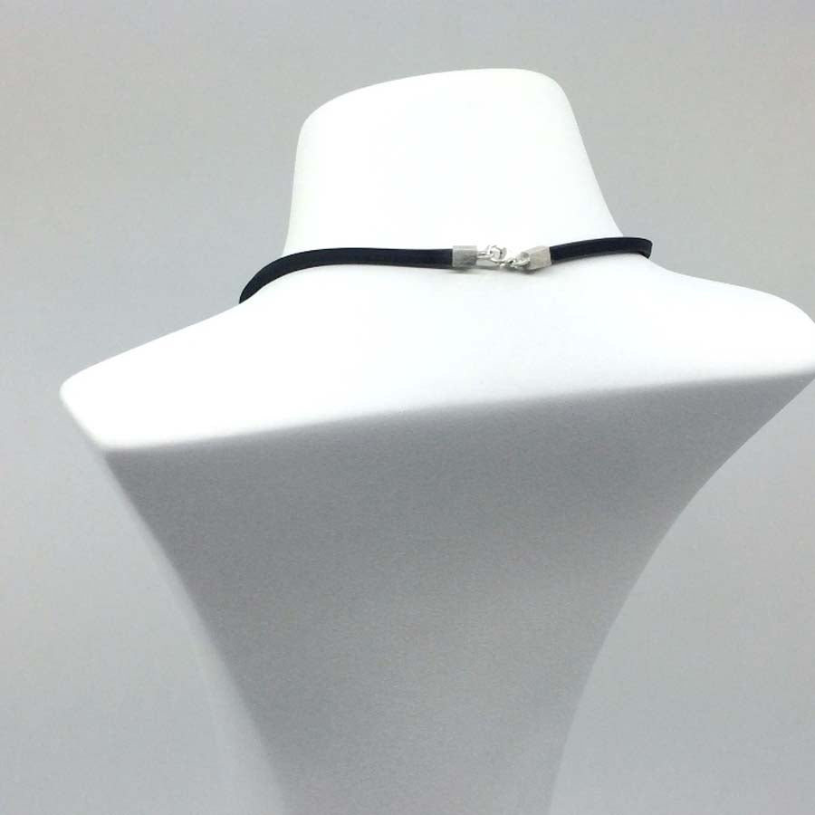 Necklace in silver large pendant, Xarxa collection · Nerea Aixàs
