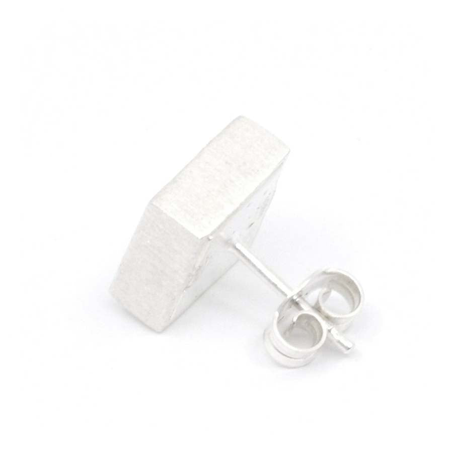 Stud earrings in silver, Xarxa collection · Nerea Aixàs