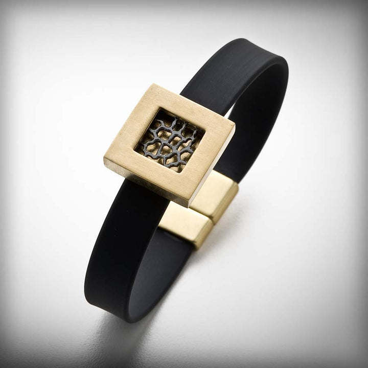 Golden bracelet with metal and rubber