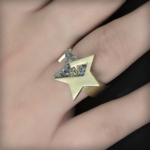 Golden star ring