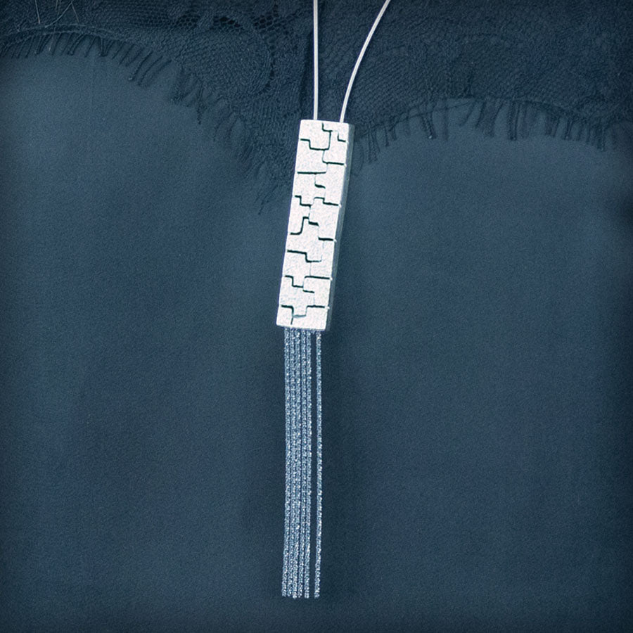 Long silver necklace, Textura collection · Nerea Aixàs