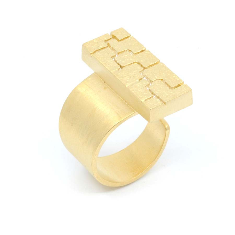 Anillo abierto de plata dorada, colección Textura · Nerea Aixàs