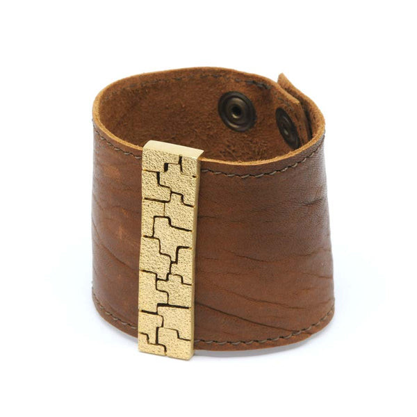 Pulsera de cuero y plata dorada, colección Textura · Nerea Aixàs