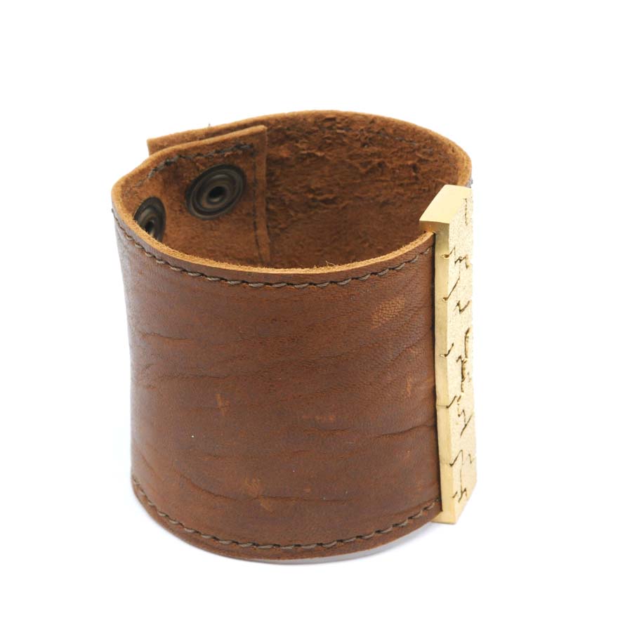 Pulsera de cuero y plata dorada, colección Textura · Nerea Aixàs