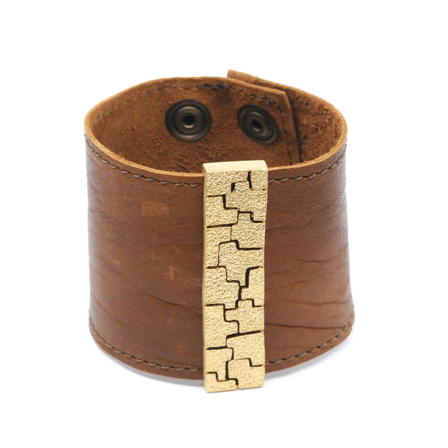 Pulsera de cuero y plata dorada, colección Textura · Nerea Aixàs