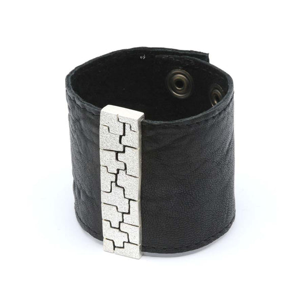 Pulsera de cuero y plata, colección Textura · Nerea Aixàs