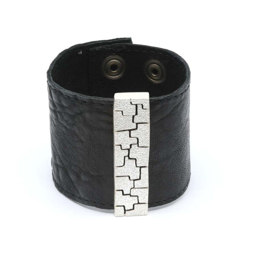 Pulsera de cuero y plata, colección Textura · Nerea Aixàs